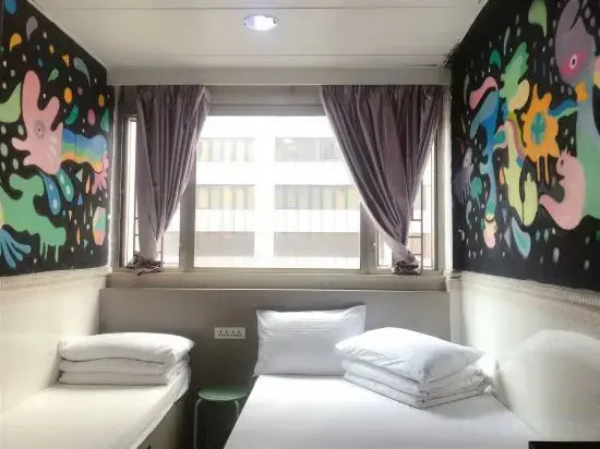 Spring Guest House (5/F) — комфортный отель в Гонконг