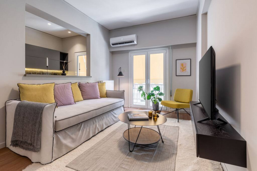 1A · Beautiful Apartment with Stylish Interior — комфортный отель в Афины