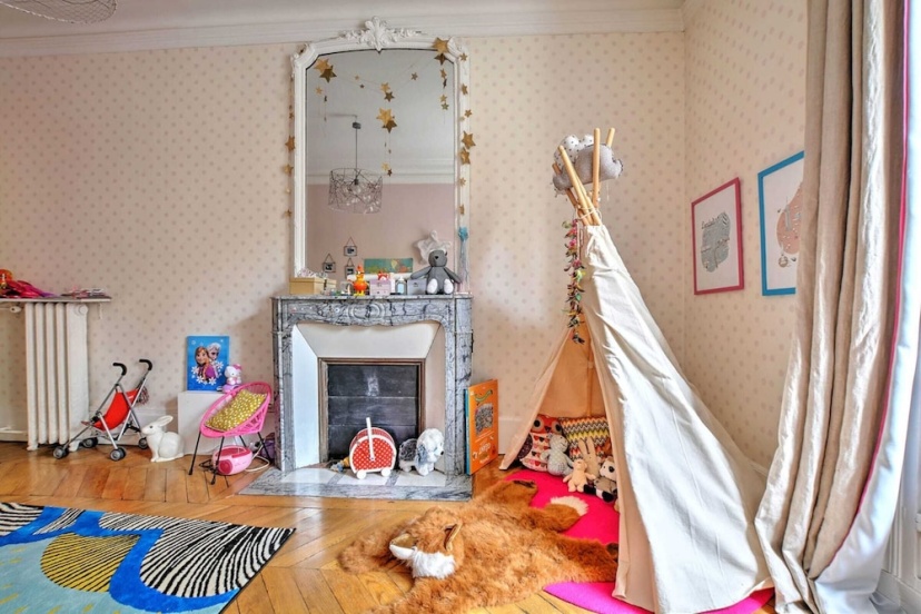 Luxury Apartment - Paris Centre — комфортный отель в Париже