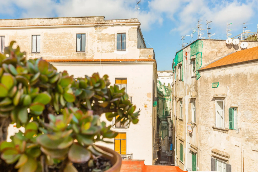 Terrazza San Paolo by Napoliapartments — отель с удобным расположением в Неаполе