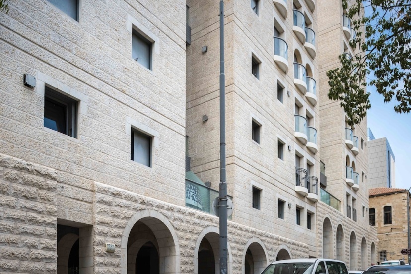 Sweet Inn Apartments - Harav Kook 7 — отель в Иерусалим, Израиль