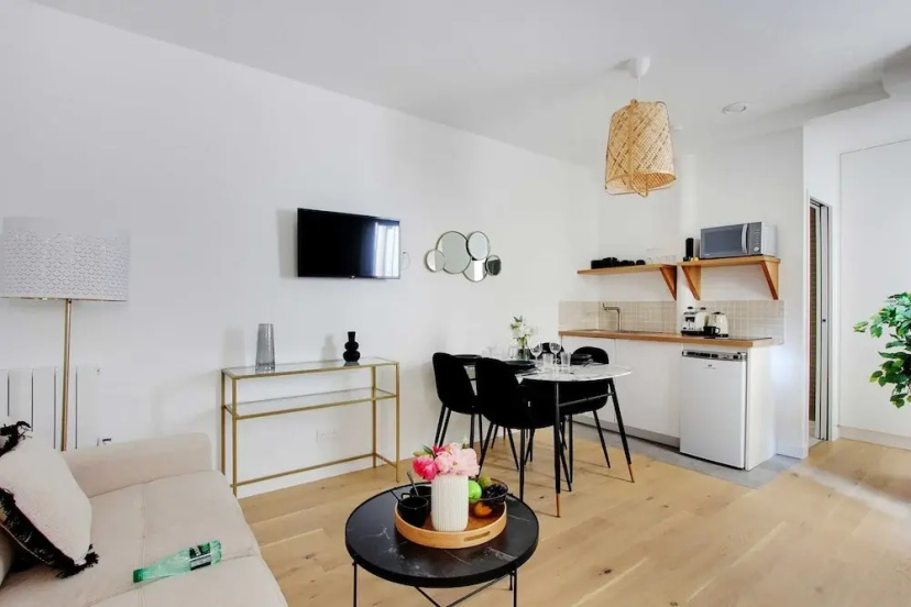 Suberb Apartment - 1br/4p - Sacre Coeur — отель с удобным расположением в Париже