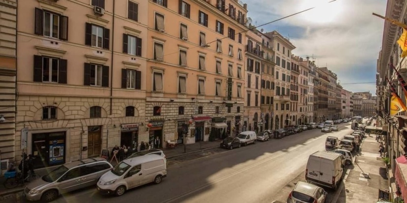 Цены на Cavour Colosseum with Balcony в Риме