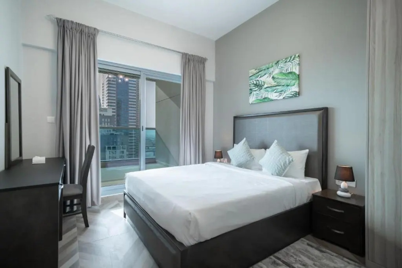 Цены на Luton Vacation Homes - Elite Business Bay Residence в Дубае
