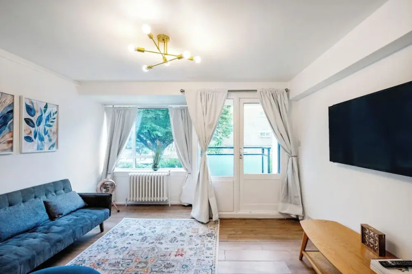 Cozy 2 bedroom flat- Heart of Victoria — отель с удобным расположением в Лондоне