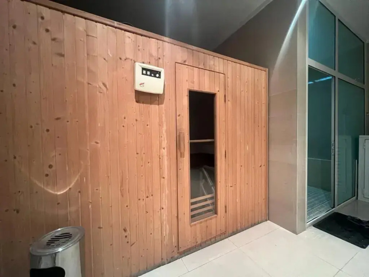 White luxury Suite hotel - Hotel in Mahboula - Photo 5