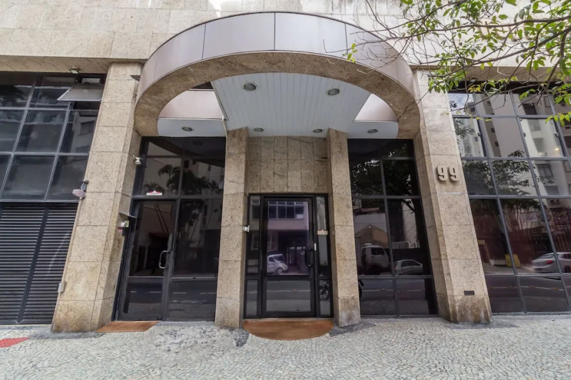 12 Minutes From Copacabana Beach Pl707 — комфортный отель в Рио
