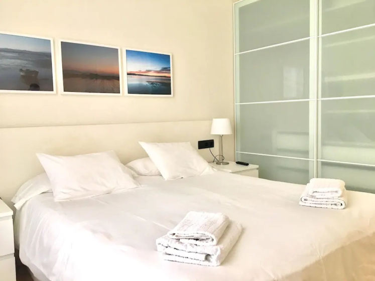 Цены на Apartamento con Inmejorable UbicaciÃ³n al lado de Las Ramblas в Барселоне