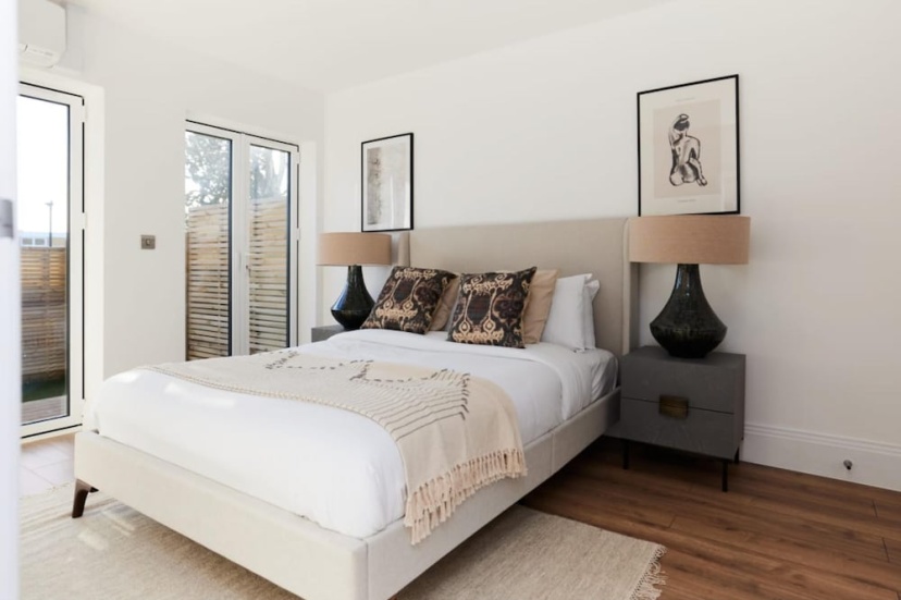 The Wembley Park Secret - Spacious 3bdr Flat With Terrace — отель с удобным расположением в Лондоне