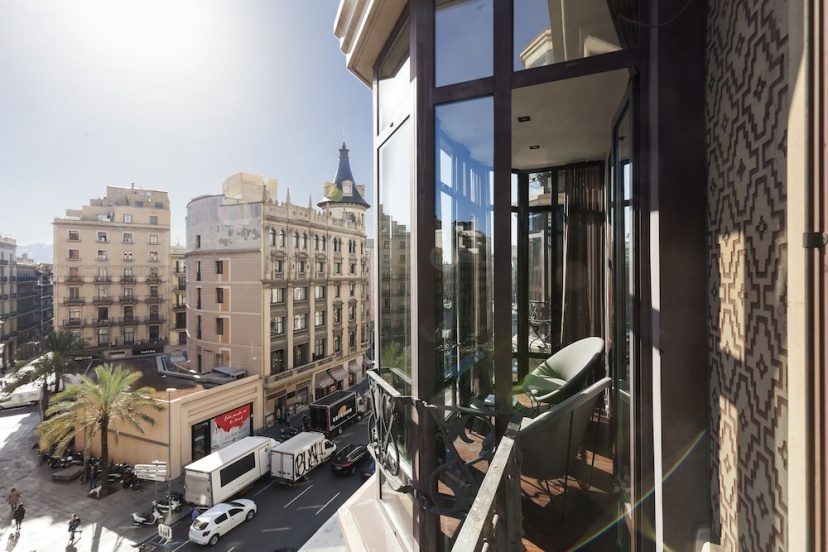 DestinationBCN Apartment Suites 3 — отель в Барселоне, Испания