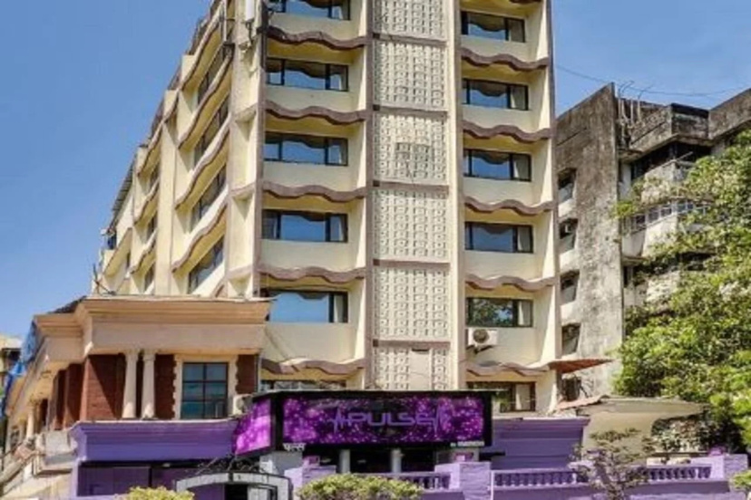 Сравните цены на Ramee Guestline Hotel Khar в Мумбаи