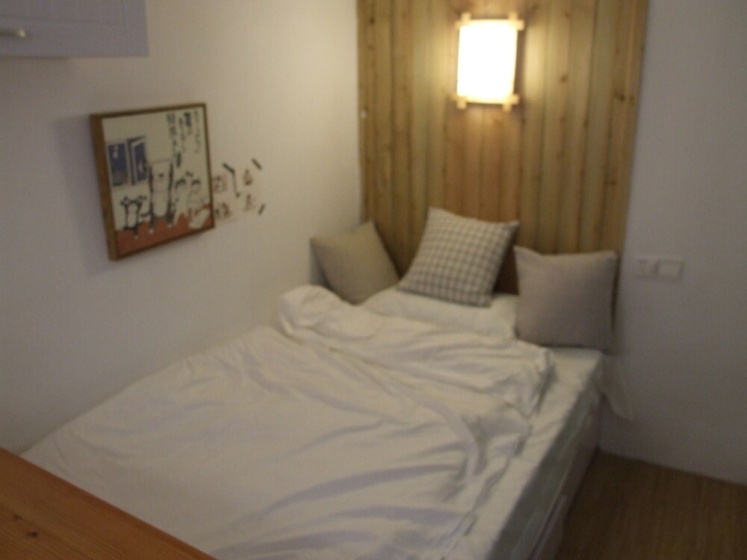 Цены на Hard Candy Apartment No.26 в Шанхае