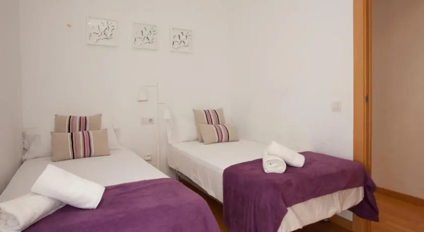 Apartment The White Duplex — отель в Барселоне, Испания