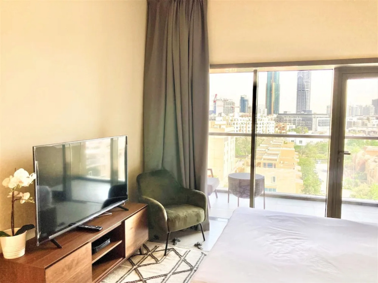Amazing Living With Balcony - Park View JVC — отель в Дубае, Объединенные Арабские Эмираты