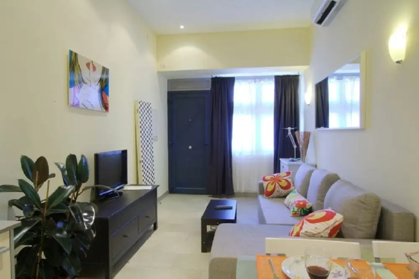 HOMEnFUN Camp Nou Stadium Apartment — отель в Барселоне, Испания