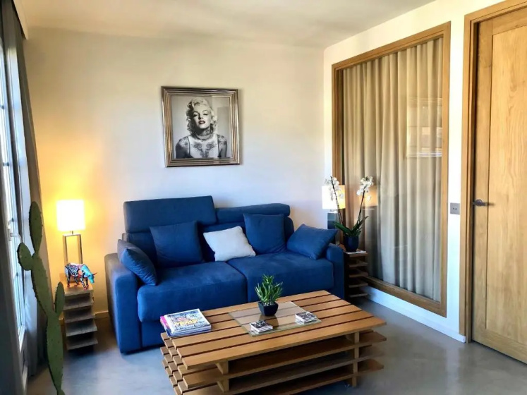 St Tropez T2 central — забронировать отель в Сент-Тропезе