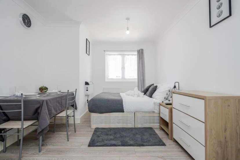 Remarkable 1-bed Studio in Dagenham — отзывы гостей и цены