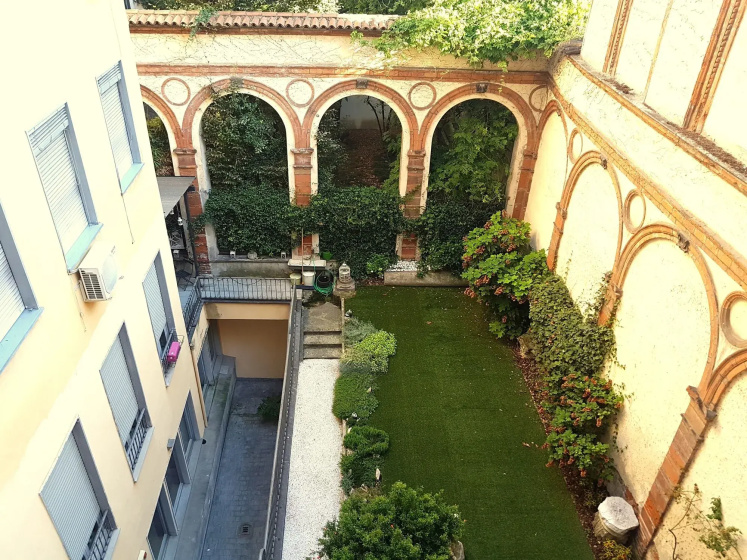 Heart Milan Apartments - Duomo — отель с удобным расположением в Милане