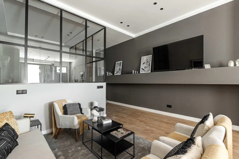 Flat 4 10m Walk to Bernab u Real Madrid Stadium — отель с удобным расположением в Мадриде