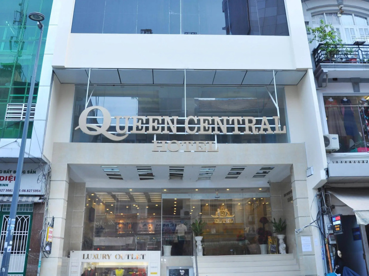 Queen Central Hotel — отель с удобствами в Хошимине