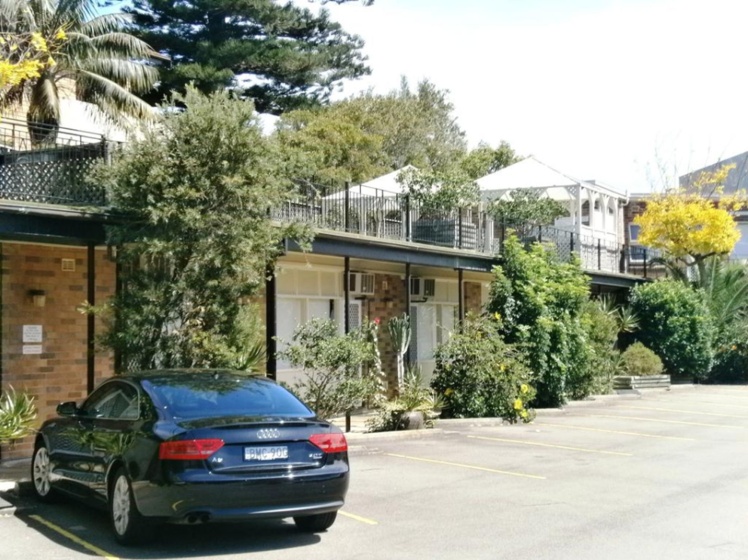 Ultimate Apartments Bondi Beach — отель с удобным расположением в Сиднее