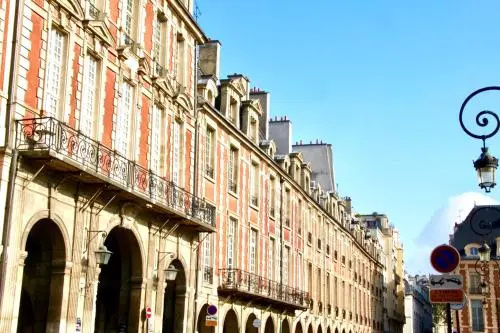 Marais Musée Picasso Luxury 3 Bedroom Apartment — отель в Париже, Франция