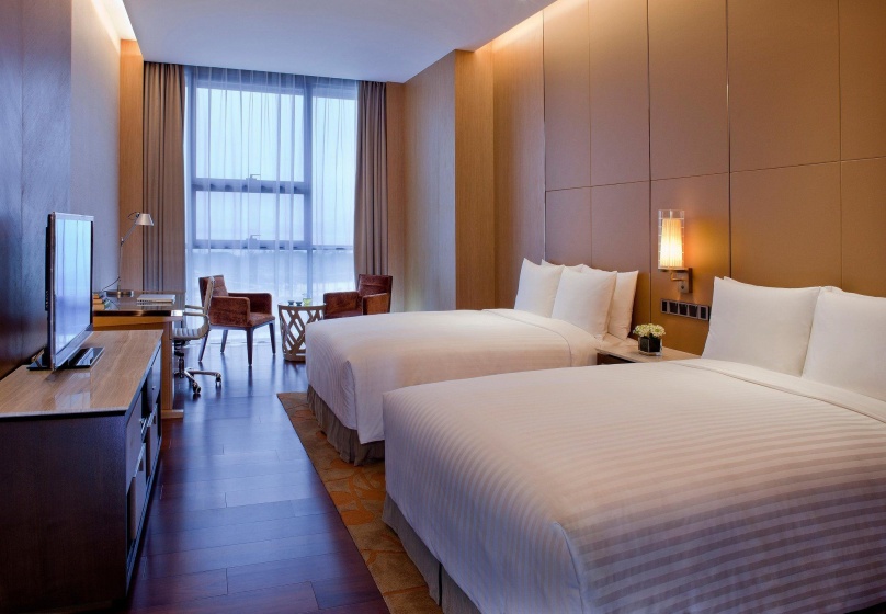 The OCT Harbour, Shenzhen - Marriott Executive Apartments — отель с удобным расположением в Шэньчжэне