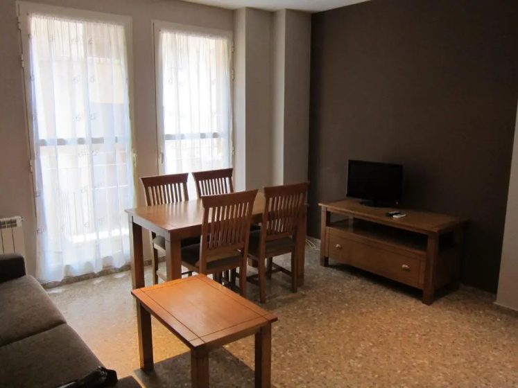Apartamentos Valencia — отель с удобствами в Валенсии