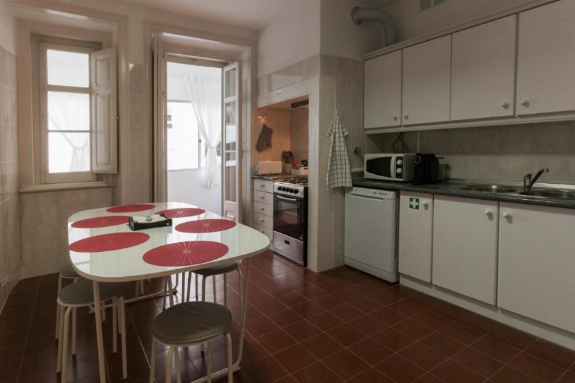 Lisbon City Center Apartment — отель с удобствами в Лиссабоне