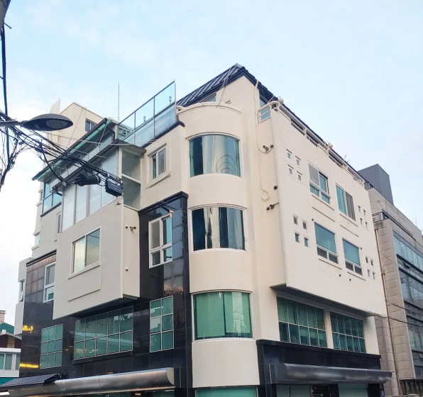 Dolma Guesthouse Hongdae — отель с удобным расположением в Сеул