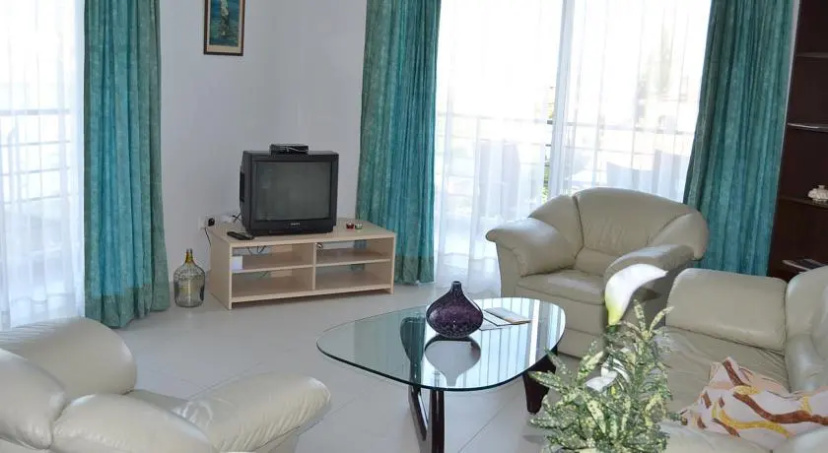 Costa Residence — забронировать отель в Лимассол