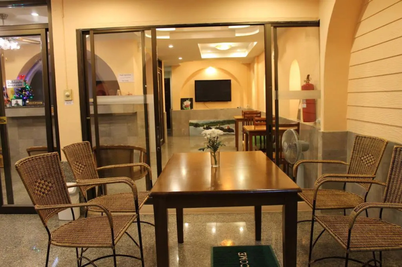 Huahin Star Hotel — отзывы гостей и цены