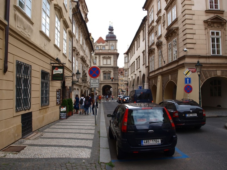 Цены на Castle apartment в Праге