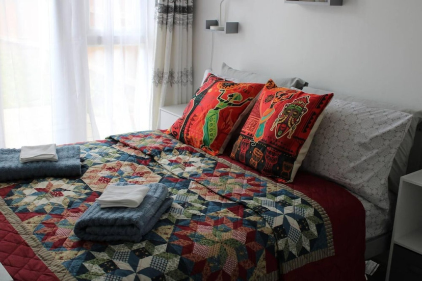 Apartment - Sleeps 4 - Garden - Parking — отзывы гостей и цены