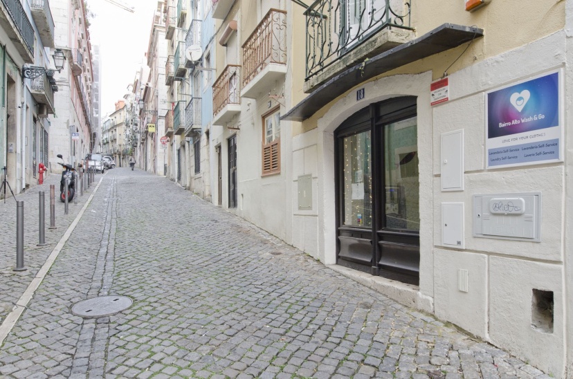 Lisbon Core Apartments Bairro Alto — отель с удобствами в Лиссабоне