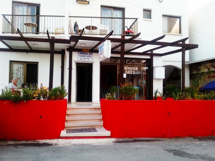G Papanicola Tourist Apartments — забронировать отель в Айя-Напа
