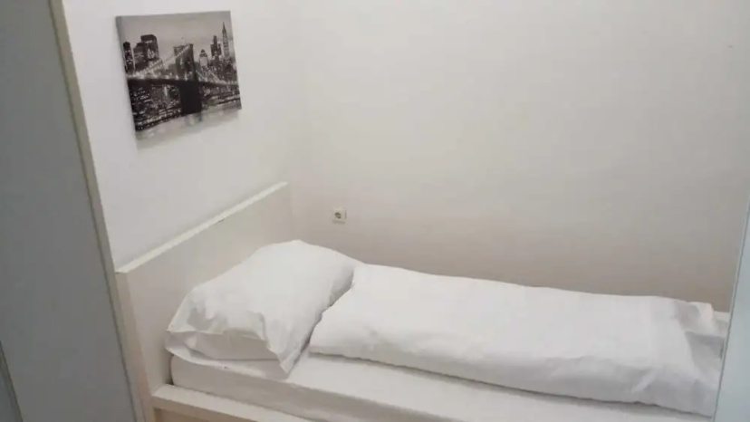 Bright 2BR Stay Close to Stadthalle 3 — отель в вене, Австрия