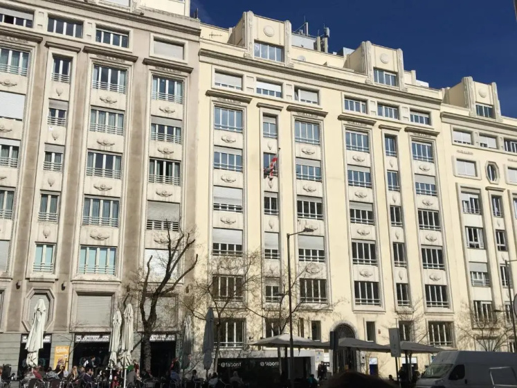 Smart Plaza de las Cortes — забронировать отель в Мадриде
