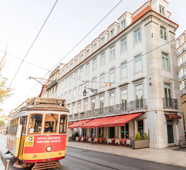 Corpo Santo Lisbon Historical Hotel — отель в Лиссабоне для семейного отдыха