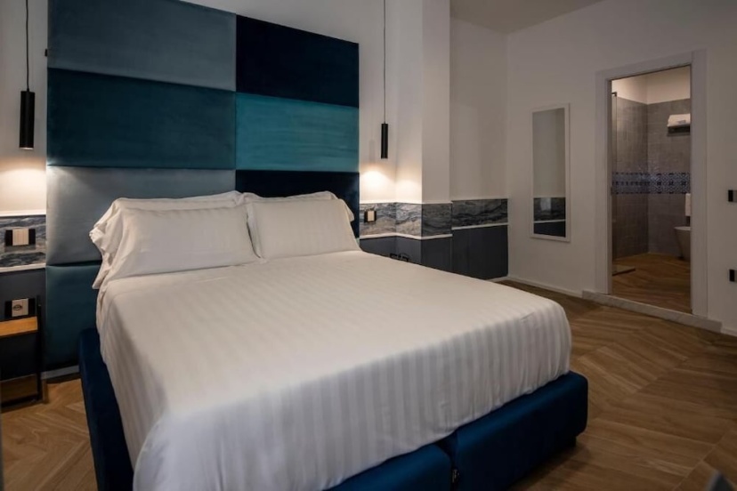 LARGO MARADONA - Guest House — забронировать отель в Неаполе