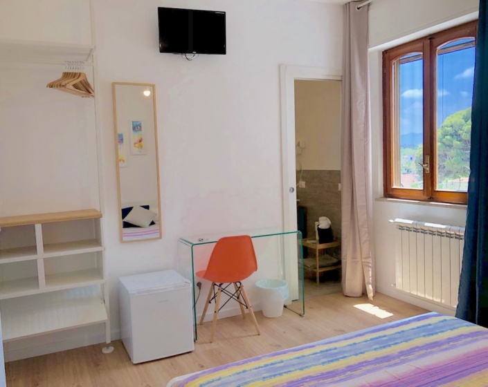Mondello Beach Rooms — отель с удобствами в Палермо