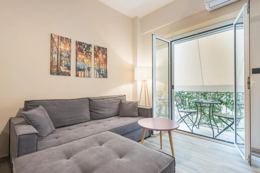 Modern apartment Downtown Athens — отель в Афины, Греция