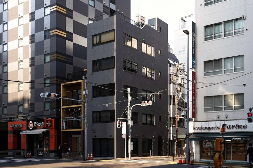 Real Life Iidabashi Chic 1-bedroom Midtown 3P — комфортный отель в Токио