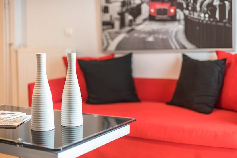Stylish Acropolis Home by Cloudkeys — отель с удобствами в Афины