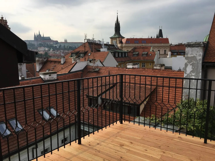 MOODs Charles Bridge — комфортный отель в Праге