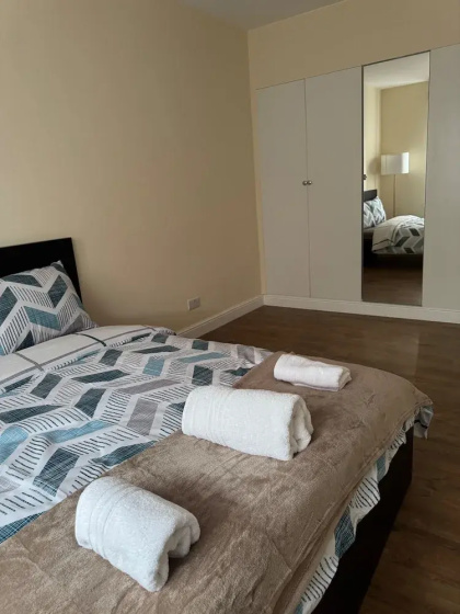 Close Central London 2 bed Flat Sleeps 4 — отель с удобным расположением в Лондоне