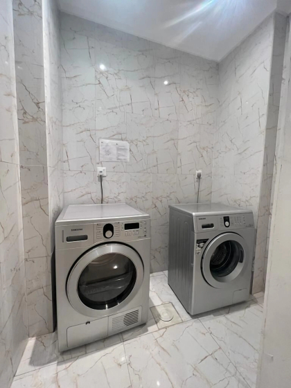 White luxury Suite hotel - Hotel in Mahboula - Photo 3
