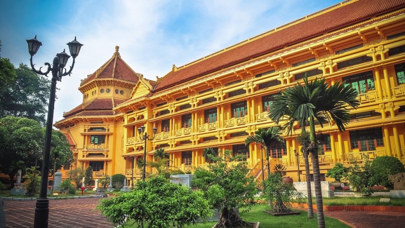 Bee House near Hanoi Opera House — отель с удобным расположением в Ханое