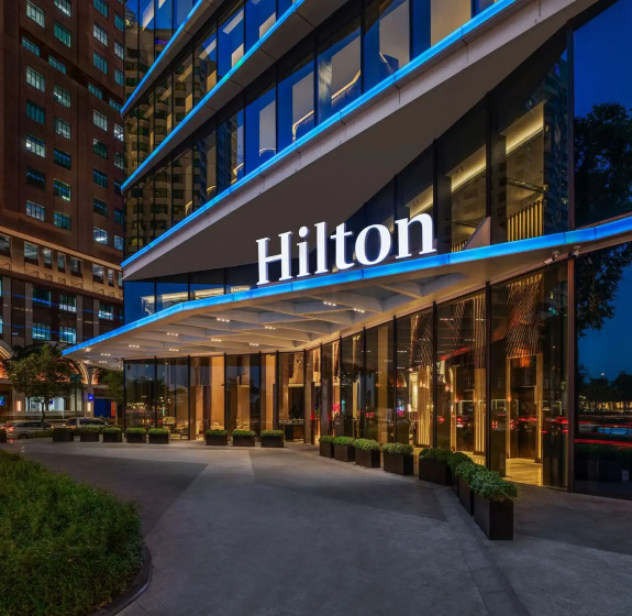 Hilton Saigon — отель в удобной локации в Хошимине