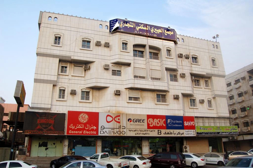 Al Eairy Furnished Apartments Jeddah 4 — отель в Джидде, Саудовская Аравия